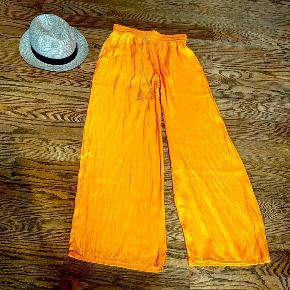 NWT Orange Satiny Palazzo Pants 😎